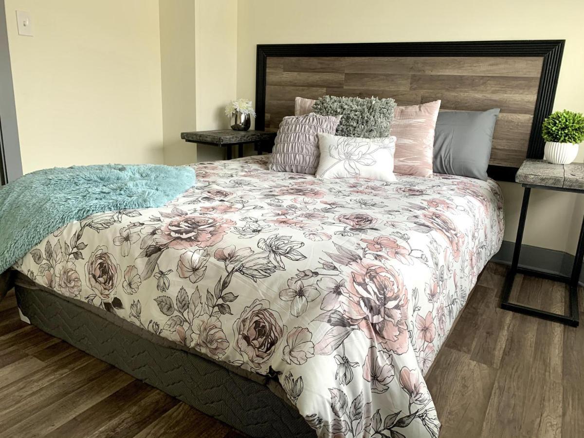 Group Hq, 9Br Near Falls, Casino & Attractions Niagarafallen Exteriör bild