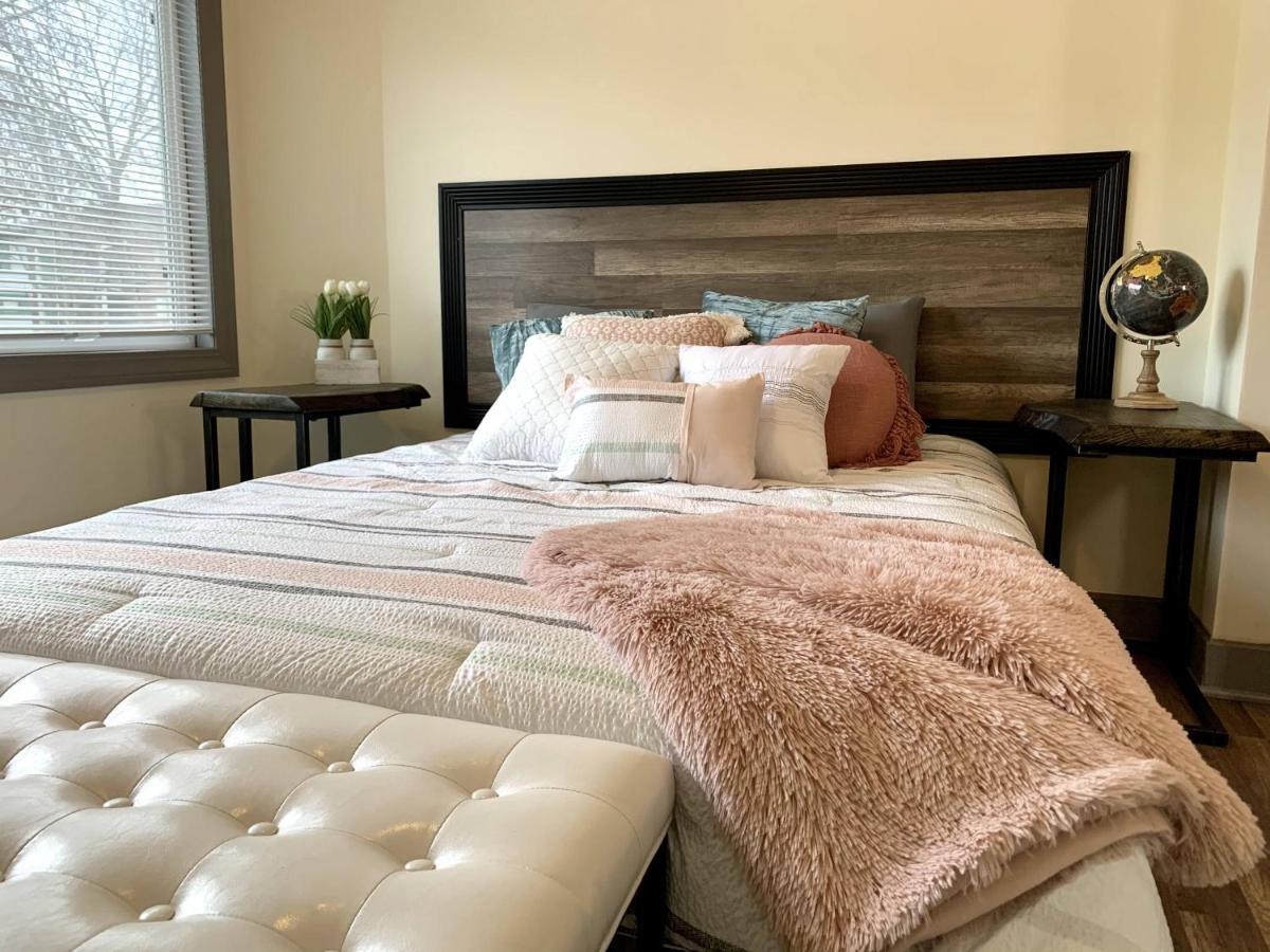 Group Hq, 9Br Near Falls, Casino & Attractions Niagarafallen Exteriör bild